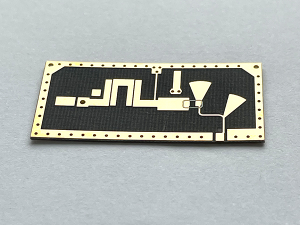 F4BME高頻電路板